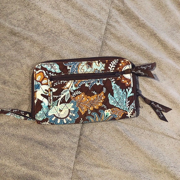 Vera Bradley Wallet - Picture 1 of 2